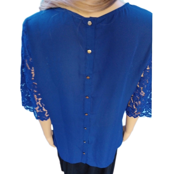 AUW L lace overlay top - Picture 5 of 10